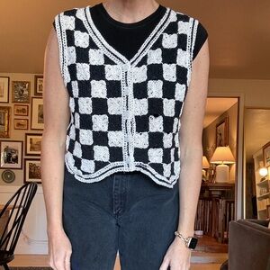 Knit vest